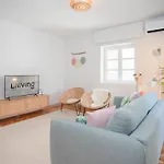 Liiiving In - Alma De Santa Catarina 포르투
