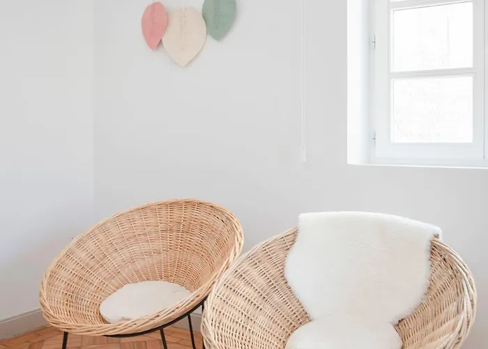 Liiiving In - Alma De Santa Catarina * Oporto